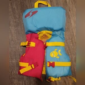 Fluide Aquatics Infant Swimming Vest Up To 30 Lbs./14 kg In excellent condition